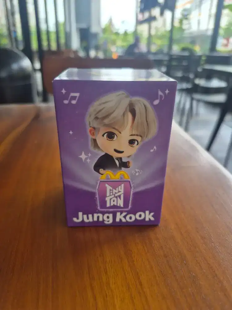 Happy Meal McDonald's JungKook Happymeal Tiny Tan BTS Original SNI