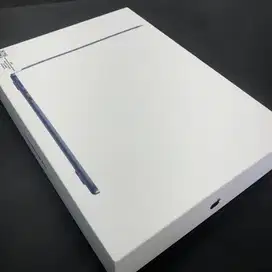 Macbook Air 2022 16/256Gb
