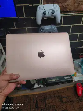 MacBook Air 2018 i5 Normal Siap Pakai Pastinya