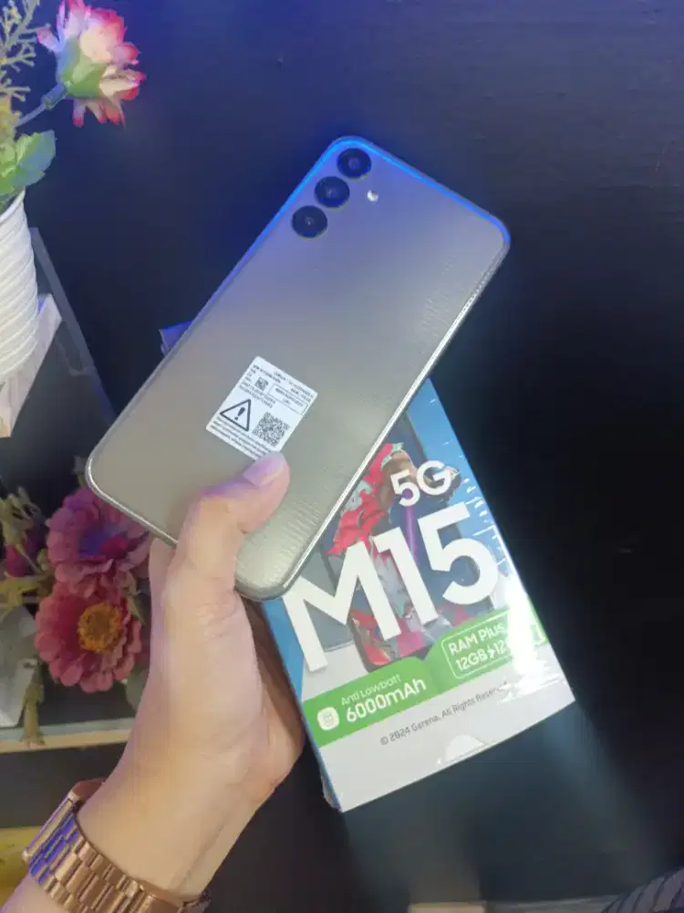 Samsung M15 5g 6/128 seken
