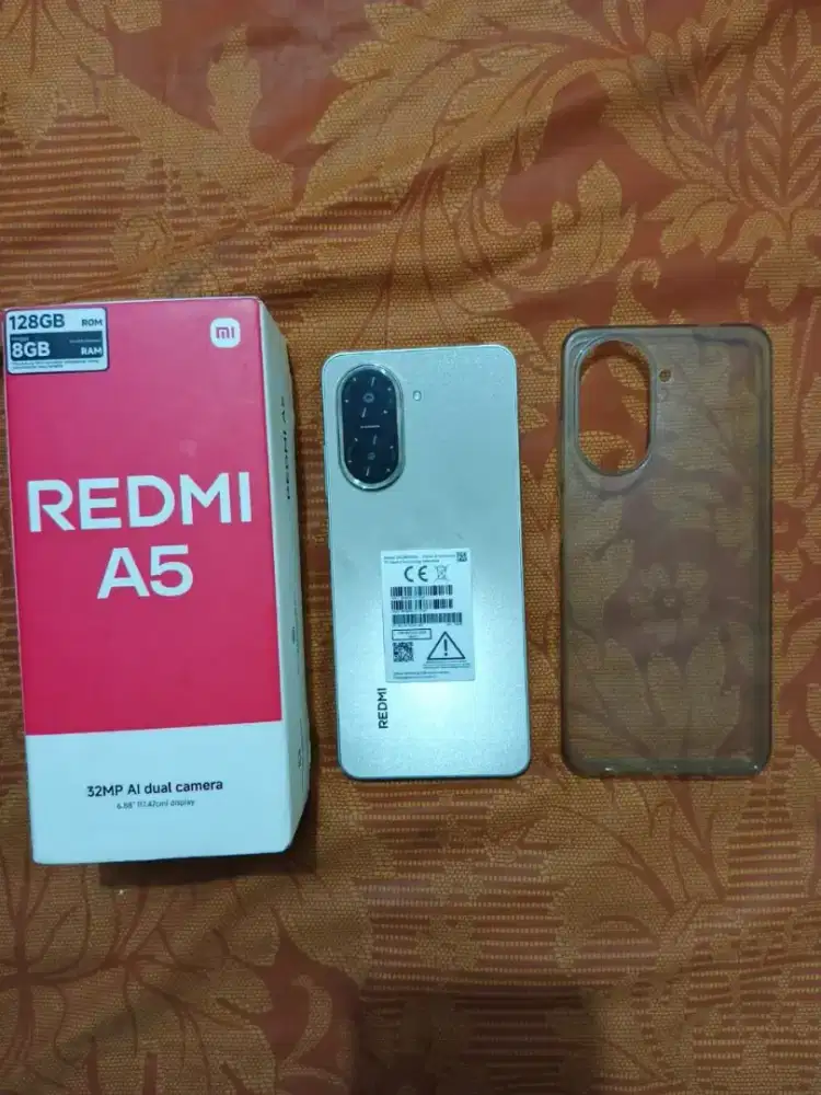 Redmi A5 Ram 4+4 /128 warna silver 
Kondisi mulus lengkap  dari baru