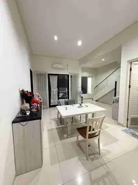 JUAL RUMAH (GN) di CITRALAND TAMAN INTERNASIONAL VILLAGE SURABAYA