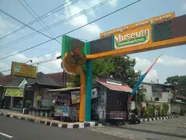 Rumah Lawas Wijilan Yogyakarta