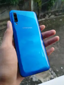 Samsung A50 6/128gb
