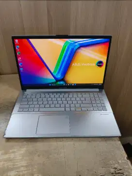 LAPTOP ASUS E1504FA OLED