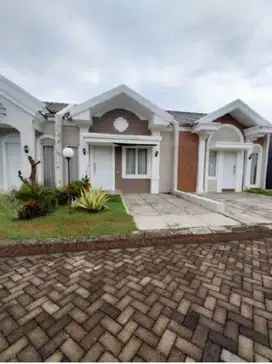 Dijual Rumah Makassar Sekitar Jalan Barombong Tanjung Bunga
