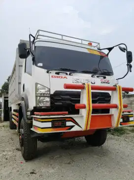Truk Dunp Isuzu Giga FVZ285 Indeks 24 Tronton 6x4 Th. 2020