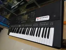 Keyboard Yamaha PSR SX-720 like new