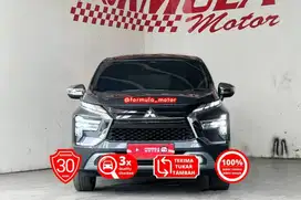 Mitsubishi Xpander Ultimate Matic 2022 Abu abu grey AT DP minim 45 jt