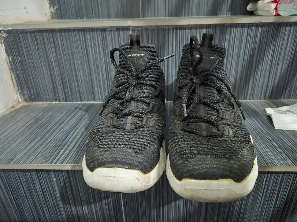 Skechers DLT-A 43