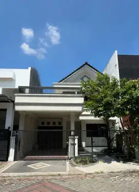 Dijual Rumah Minimalis Pakuwon Indah Villa Valensia Siap Huni