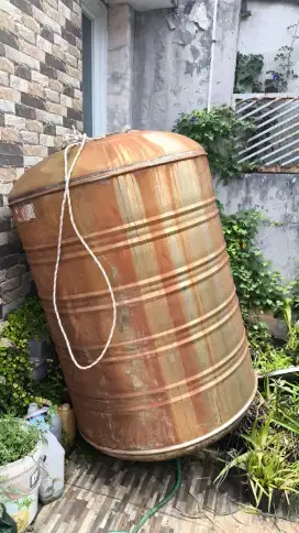 Toren air besi stainless steel 1000l