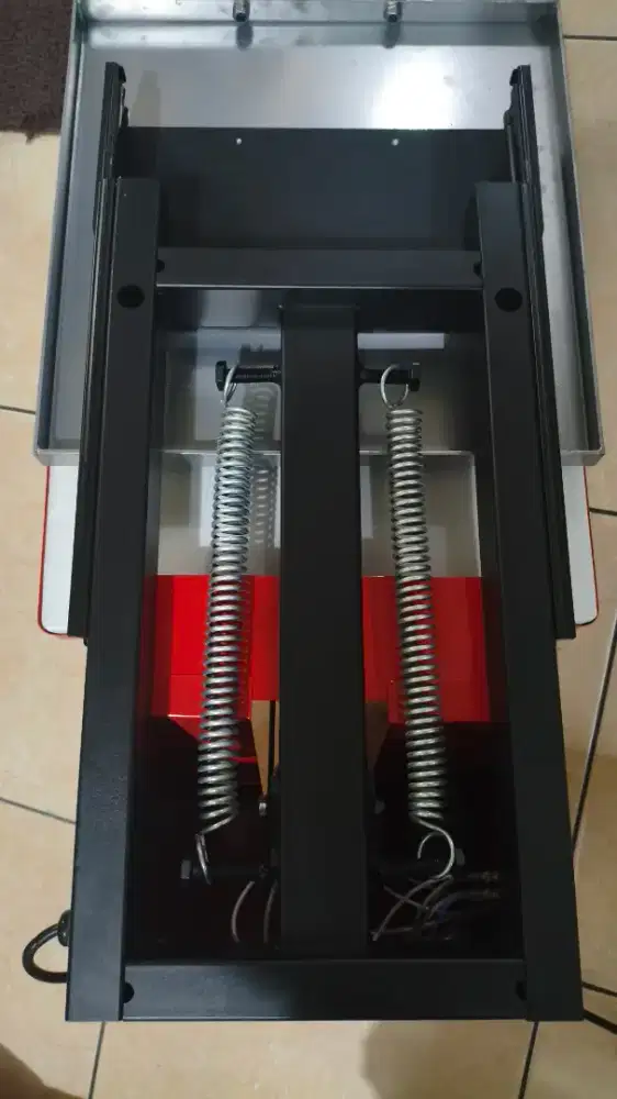 Mesin Heat Press Sablon Kaos (38x38) Grakitec UPSS-38 900W
