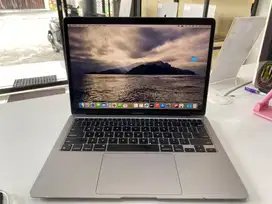 MacBook Air M1 2020 13” 8GB SSD 512GB SIAP PAKAI!