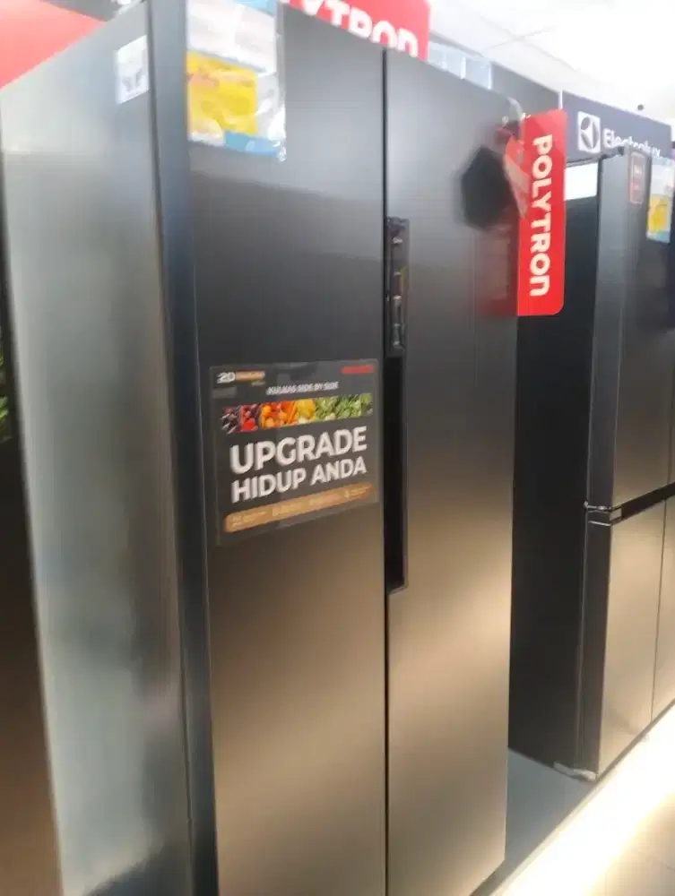 Promo cicilan Kulkas Polytron SBS