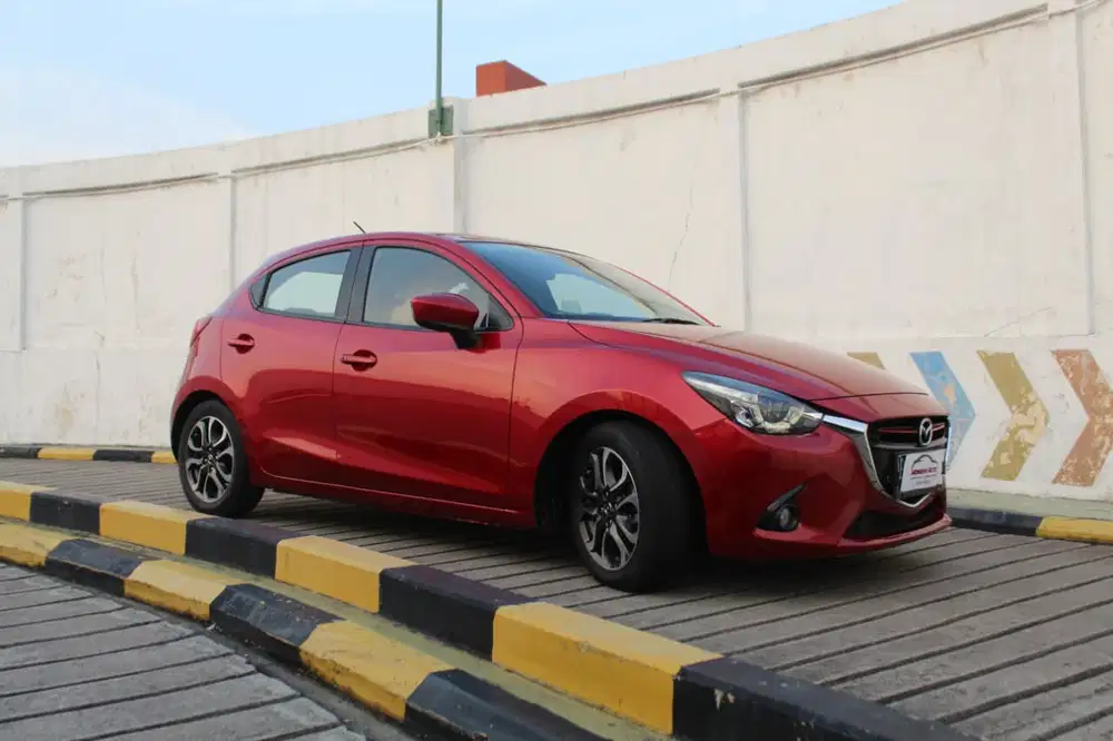 [LOW ODO] Mazda 2 GT Skyactiv AT 2016 Soul Red