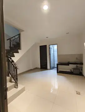 Dijual rumah tangerang banten pik2