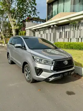 Innova Reborn 2.4 V Manual Diesel 2020