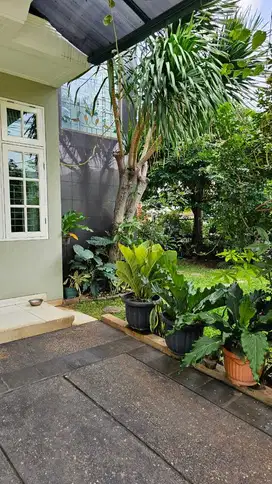Dijual Rumah di Puri Indah Uk.15x20m2 Posisi Hook Harga Nego