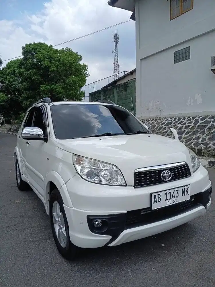 Rush S TRD AT 2014 AB Sleman Km 99 Rb Terawat