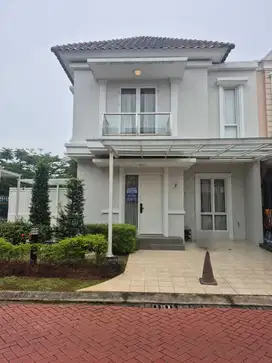 Dijual Rumah mewah 2 lantai hoek tinggal bawa koper di Gading Serpong
