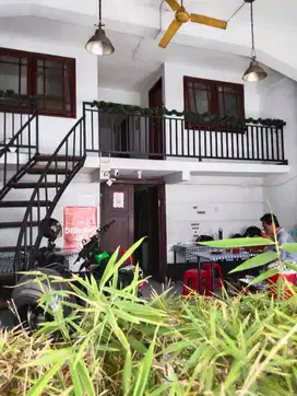 DIJUAL RMH KOST 3 Lt +Ruang Usaha SAYAP ASIA AFRIKA,BDG; Furnished^FH