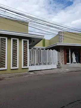 Dijual Ruko + Kost 18 kmr di Jln Ronggo Waluyo Kampus Unsika Karawang