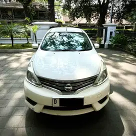 Jual cepat Nissan Grand Livina SV AT 2014