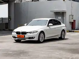 BMW 320i Luxury F30 Automatic Ckd 2014 Putih