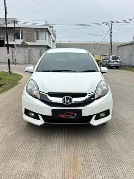 Honda Mobilio 1.5 E CVT 2016 Automatic ( Putih Metalik )