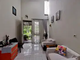Jual cepat rumah sudah renovasi di simplicity icon bsd city
