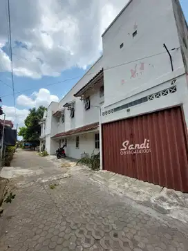 Rumah Kost 28 Kamar dekat Alfamidi Super Jl. HOS Cokro