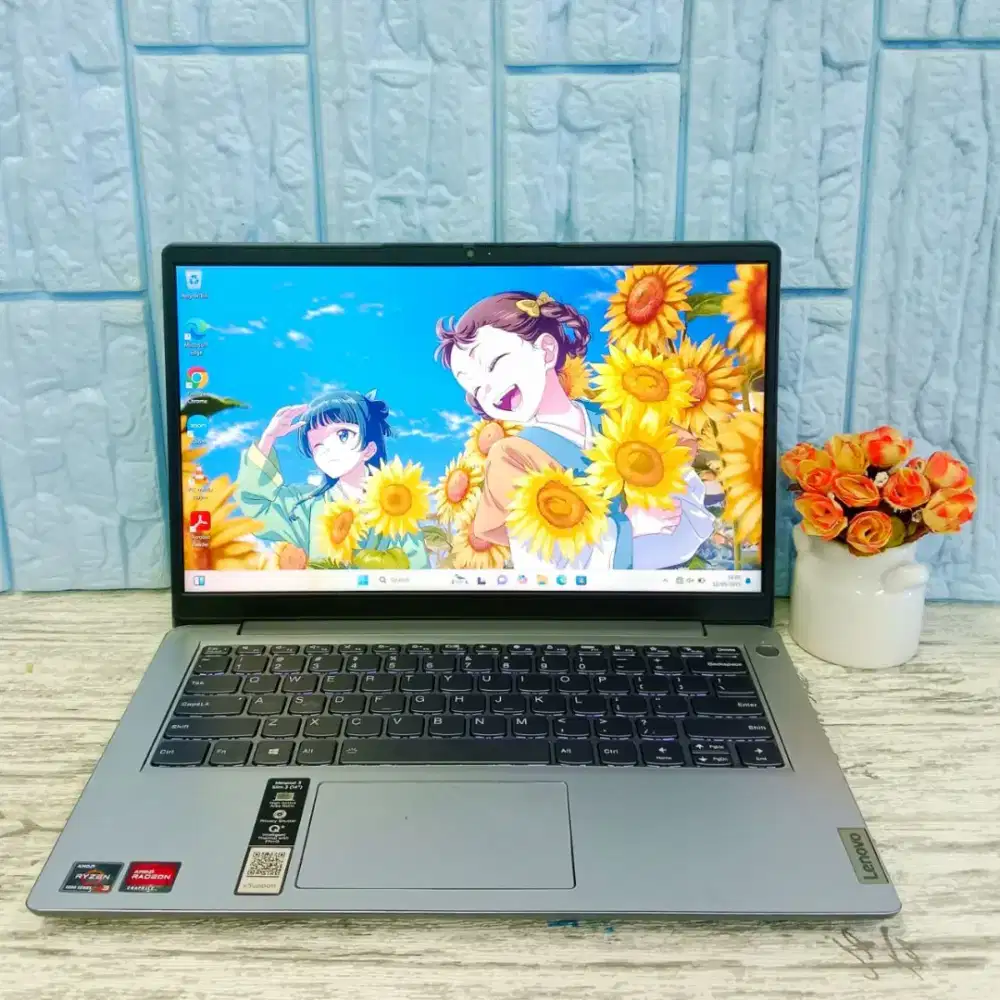 LENOVO IDEAPAD SLIM 3 AMD RYZEN 3 5300U AMD RADEON GRAPHICS 12GB/512GB