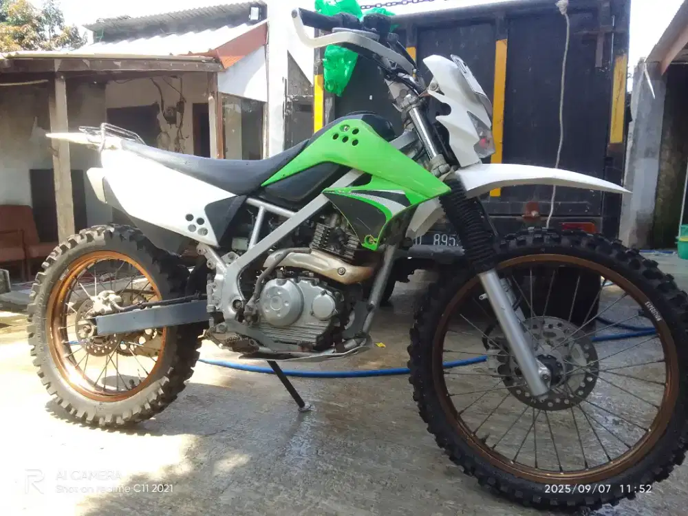 Dijual klx 150.s