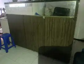 Mini bar.. atau meja kasir