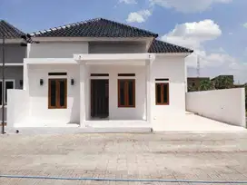 Desain Rumah Minimalis, murah. Lok Strategis dkt Jln Raya. Bs KPR