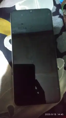 Di jual hp ITEL P55 5G NYA RAM 6/126 WARNA GOLD MSI 99% MULUS