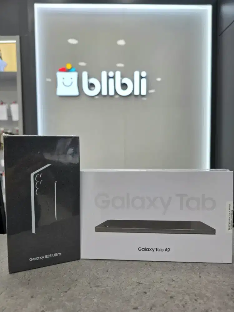 Galaxy S25 Ultra Free Galaxy Tab A9