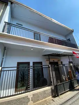 Dijual rumah kost aktif murah lokasi strategis di ramayana bungurasih