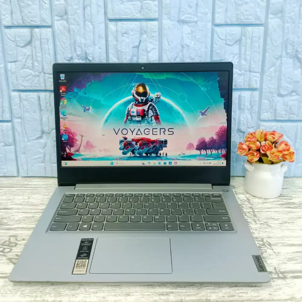 LENOVO IDEAPAD SLIM 3 AMD 3020(2CPU) AMD RADEON GRAPHICS RAM 8GB/512GB