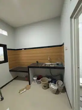 rumah mewah nyaman untuk keluarga tercinta lokasi sangat strategis