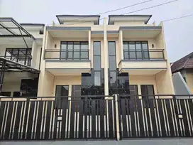 Dijual Rumah Bangunan Baru Model Minimalis Modern di Villa Melati Mas Serpong