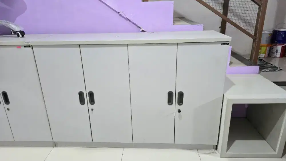 Lemari Buffet Ex Kantor