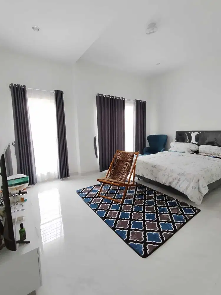 Di jual rumah di rumah di rawamangun