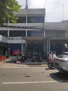 Ruko sewa kebayoran baru dekat rs fatmawati Jakarta selatan