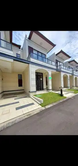 dijual rumah di cluster allura lavon