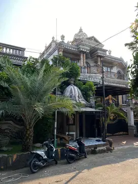 Dijual Rumah Pantai Mentari Surabaya Full Furnish Mewah, Megah