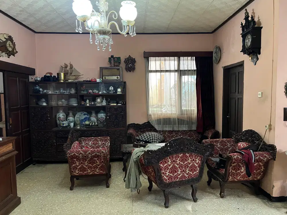 Dijual Rumah Mainroad Ir H Juanda Dago Bandung