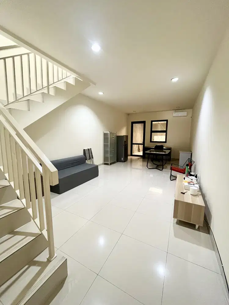 Wilson Rumah siap huni uk 4x25 di meruya kav dki