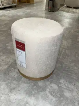 Stool kursi bulat krem